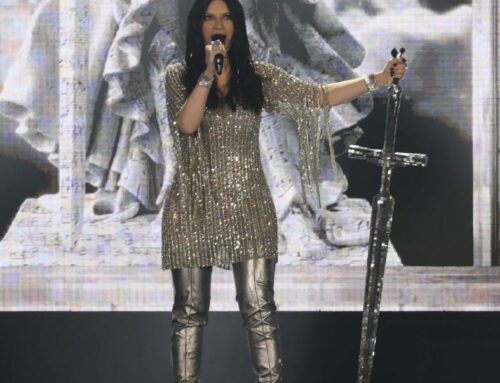 Laura Pausini a Milano: un concerto enorme, tra potenza e qualche eccesso